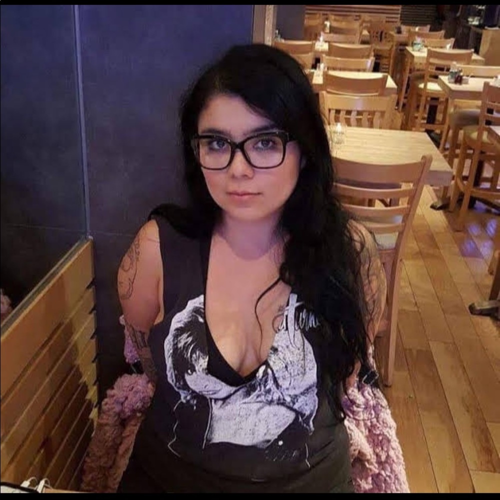 Meet your Posher, Nancy